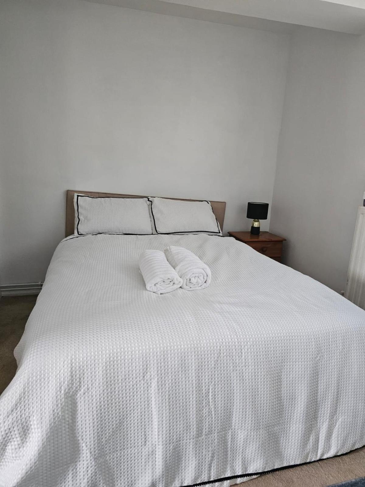 לונדון Holiday Apartment מראה חיצוני תמונה
