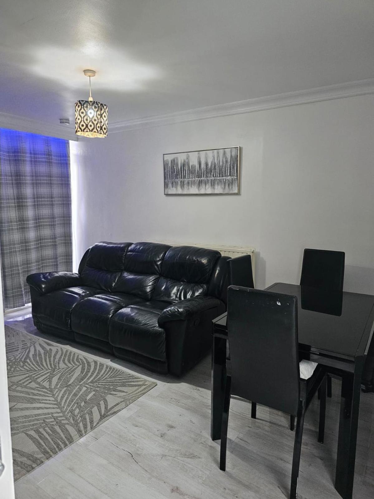 לונדון Holiday Apartment מראה חיצוני תמונה